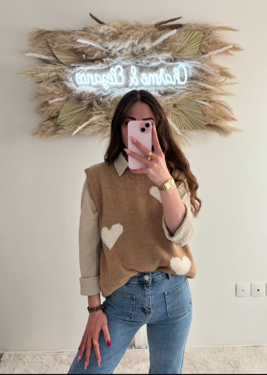 Pull sans manches.