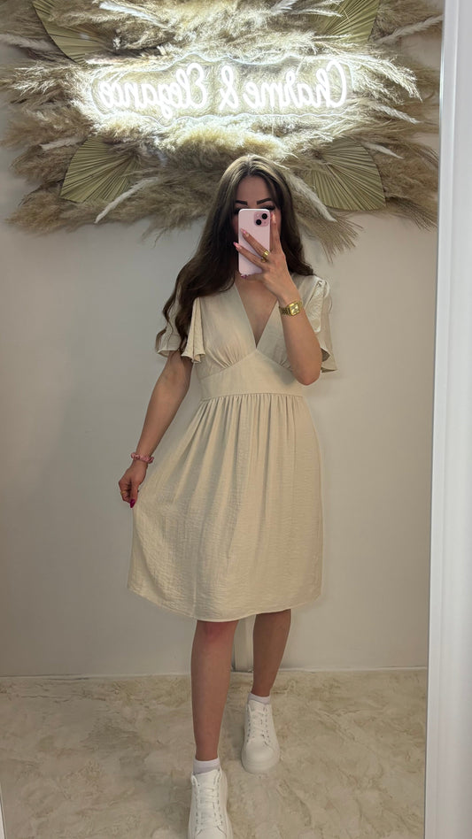 Robe beige (dos nu)